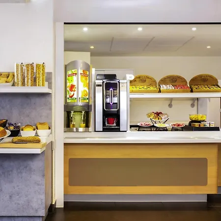 호텔 Ibis Budget Grenoble 보레프