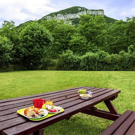 Ibis Budget Grenoble 2*