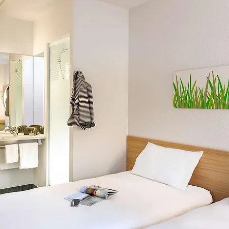 Ibis Budget Grenoble فندق