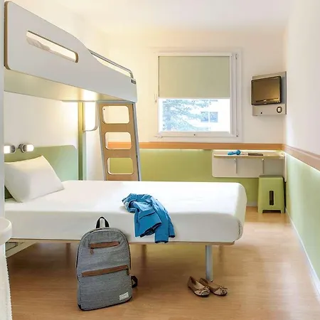 Hotel Ibis Budget Grenoble 2*