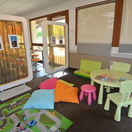 호텔 Ibis Budget Grenoble 보레프