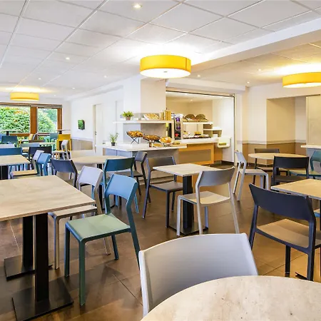 호텔 Ibis Budget Grenoble 보레프
